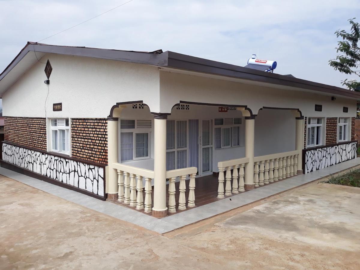 Bizi Homes Кигали Екстериор снимка