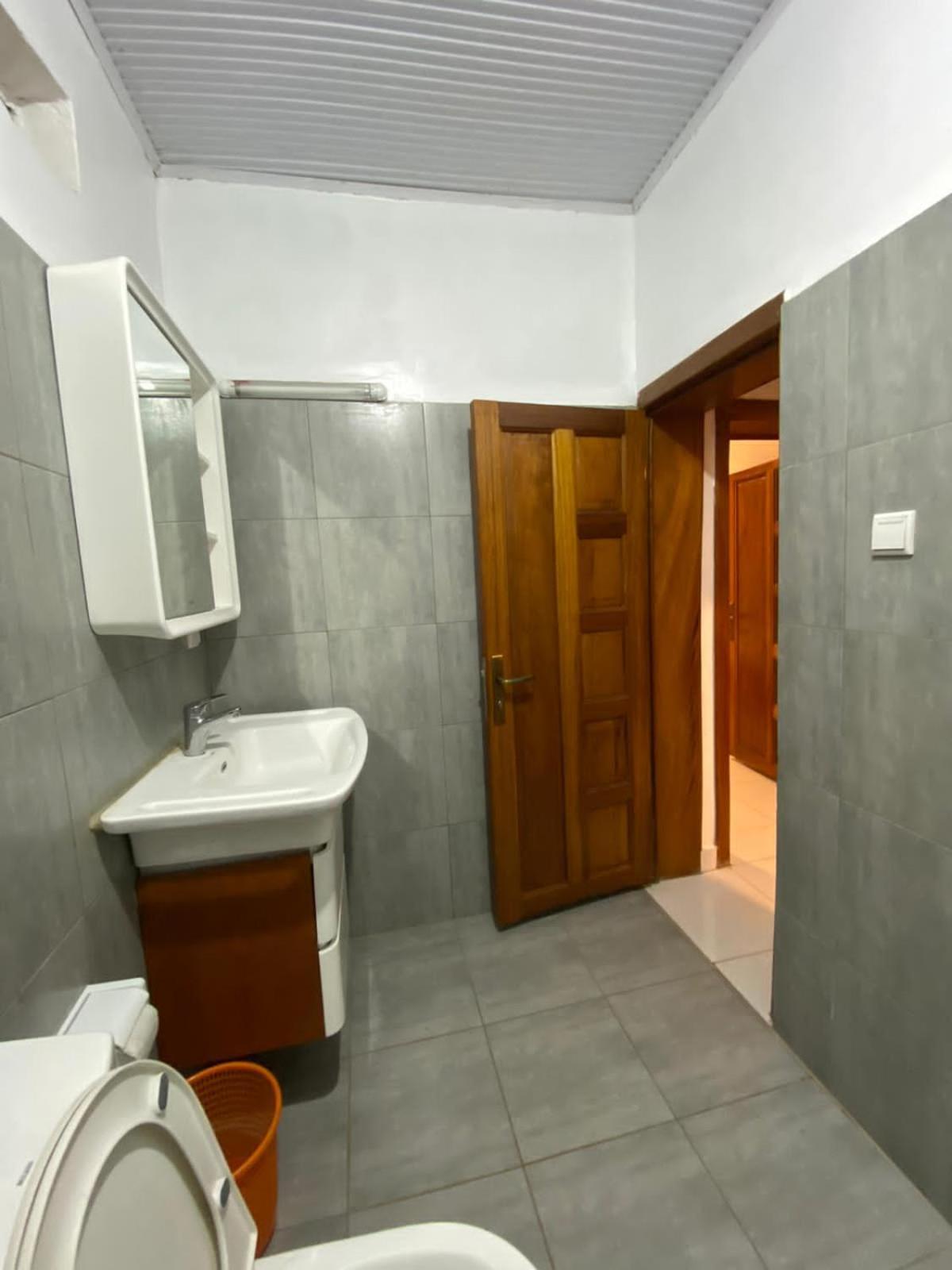 Bizi Homes Кигали Екстериор снимка